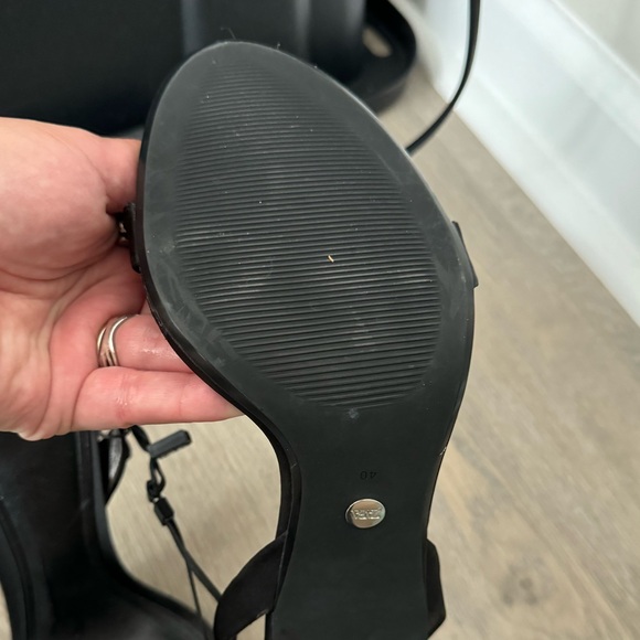 Zara rhinestone bow heels NWOT - Picture 4 of 8